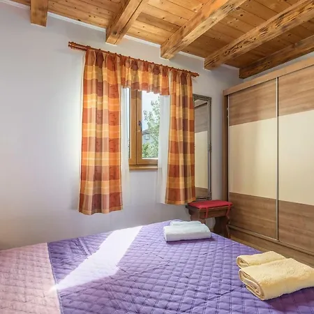 House Antonio Semesterbostad